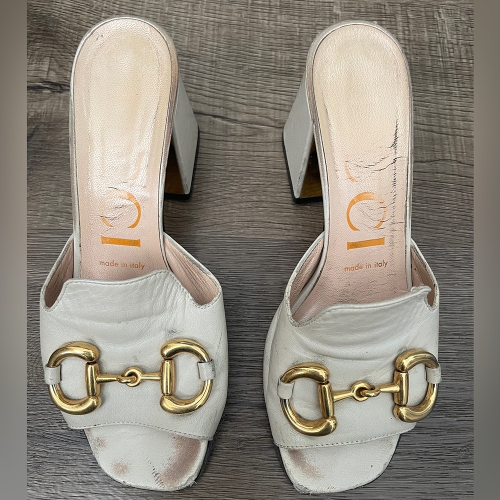 Gucci leather mules open toe shoe